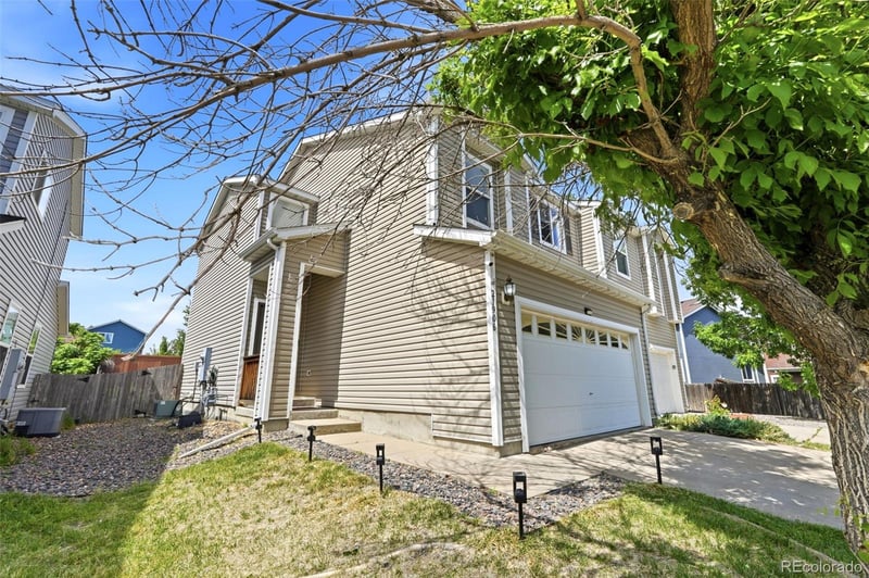 21906 Crestline Pl, Aurora, CO 80016