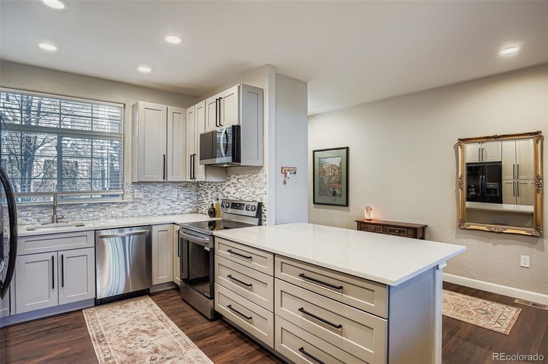 1471 Emporia Ct, Denver, CO 80247