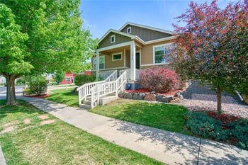 1522 Moonlight Dr, Longmont, CO 80504