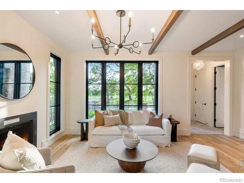 888 Franklin St, Denver, CO 80209