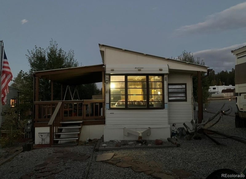 127 Water Tank Cir, Hartsel, CO 80449