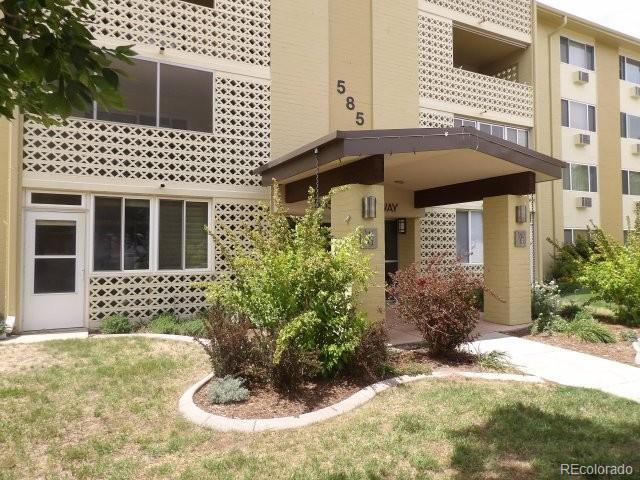 585 Alton Way #10C, Denver, CO 80247