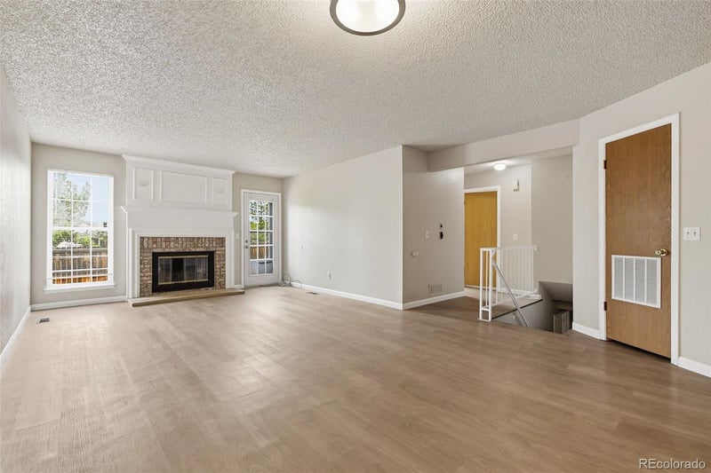 9933 Fairwood St, Littleton, CO 80125