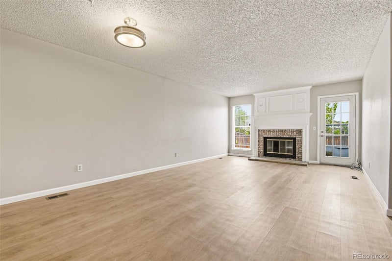 9933 Fairwood St, Littleton, CO 80125