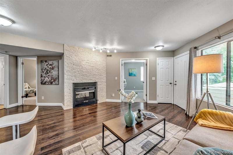 12476 W Nevada Pl #105, Lakewood, CO 80228