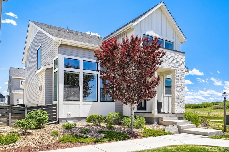 1747 Stable View Dr, Castle Pines, CO 80108