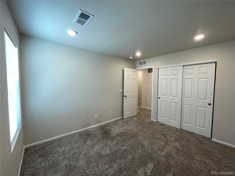 6089 N Liverpool St, Aurora, CO 80019