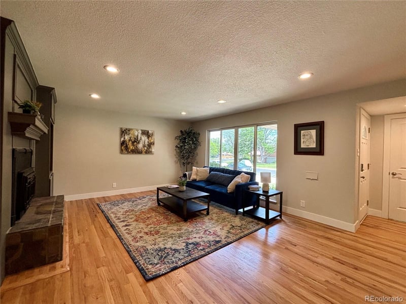 145 Dudley St, Lakewood, CO 80226