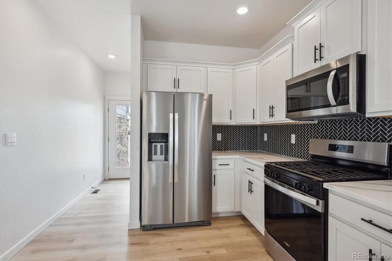 718 Ukraine St, Aurora, CO 80018