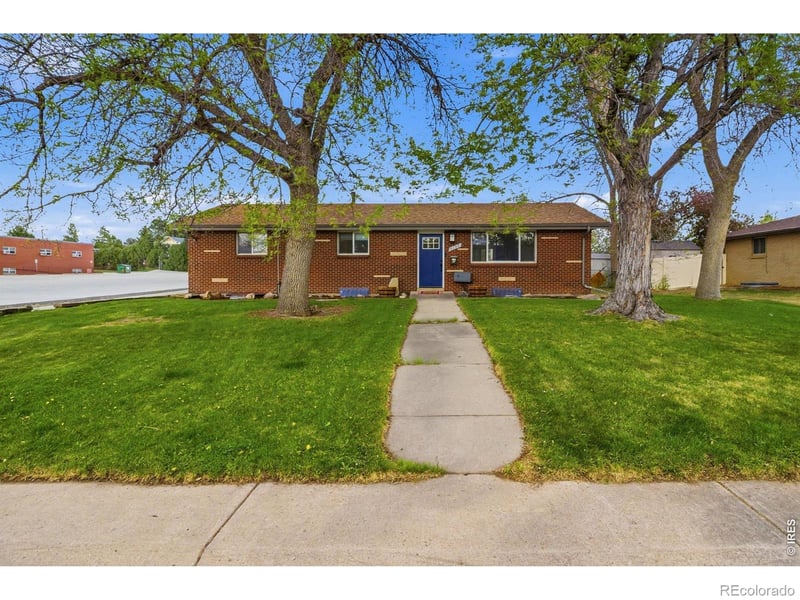 6130 Pennsylvania St, Centennial, CO 80121