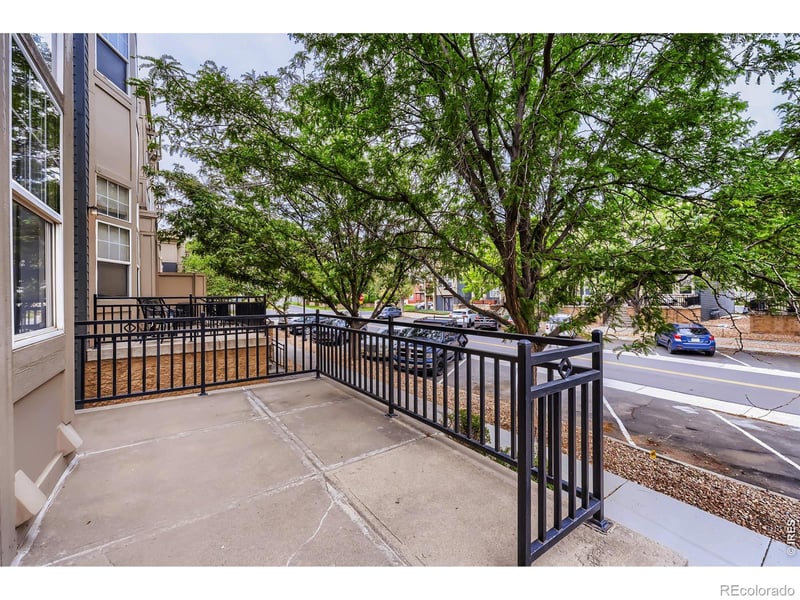 9493 Longs Peak Dr, Commerce City, CO 80640