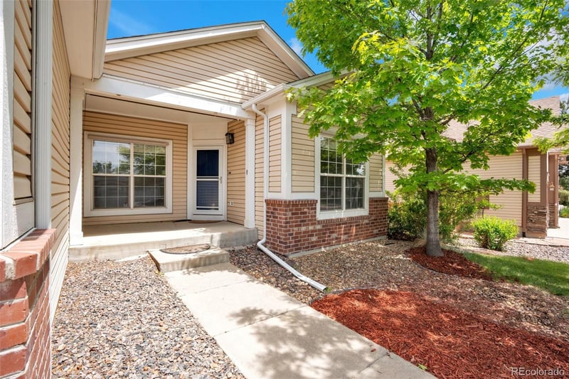 21027 Hawthorne Ln, Parker, CO 80138