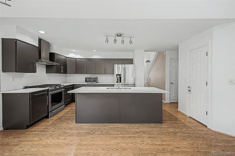 8043 78th Pl, Arvada, CO 80005