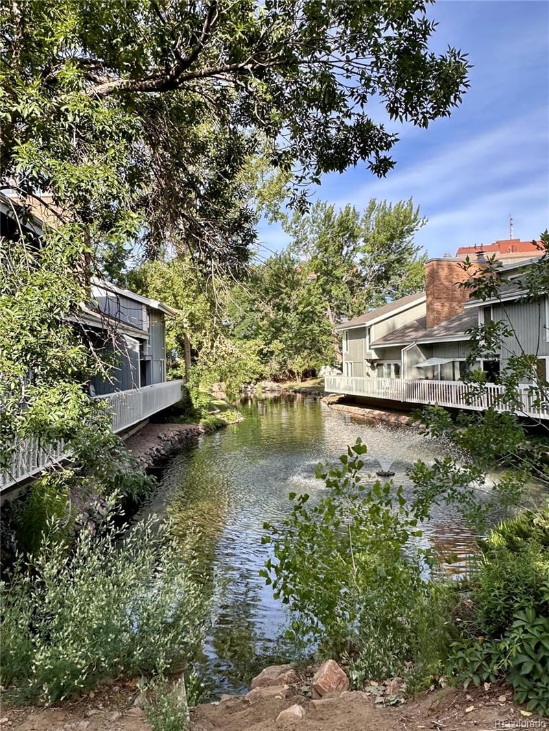 2918 Parker Ct, Aurora, CO 80014