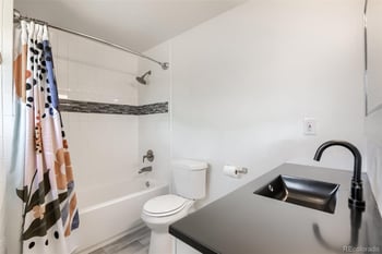 4935 S Routt St, Littleton, CO 80127