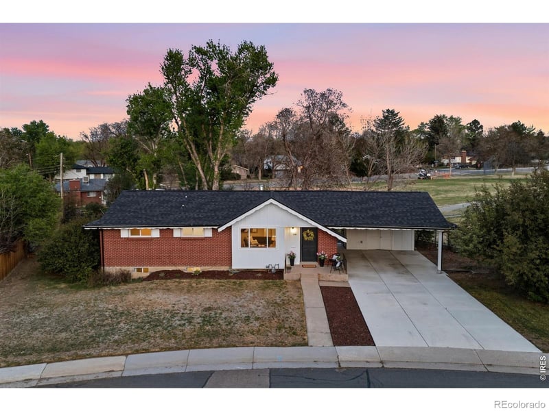 3148 Maplewood Ave, Centennial, CO 80121