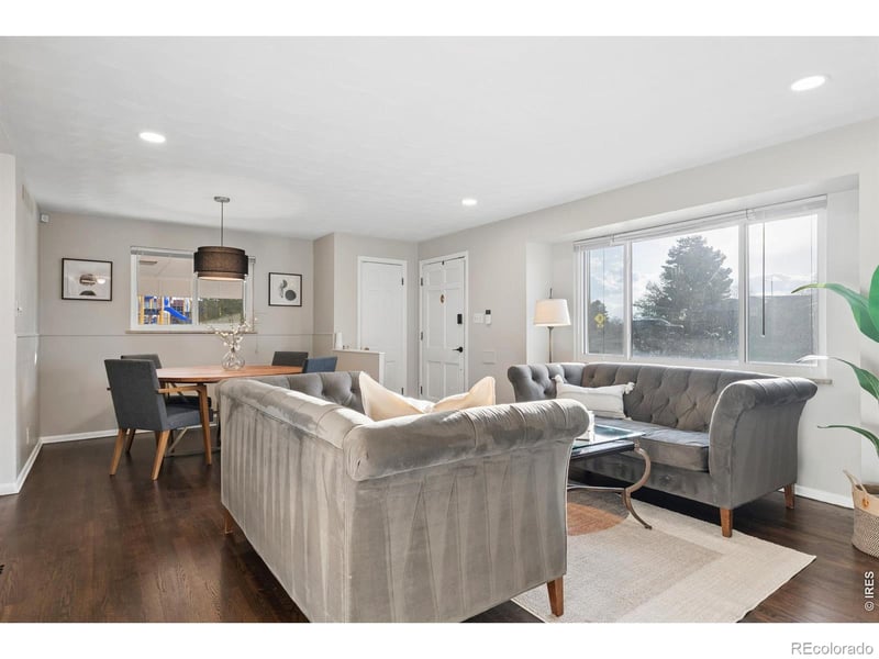 3148 Maplewood Ave, Centennial, CO 80121