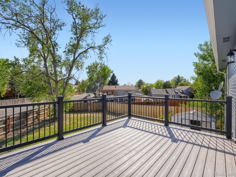 19714 Oxford Dr, Aurora, CO 80013