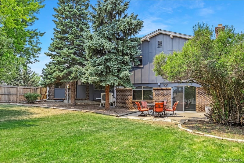 7280 Lamar Ct, Arvada, CO 80003