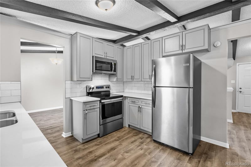 7280 Lamar Ct, Arvada, CO 80003