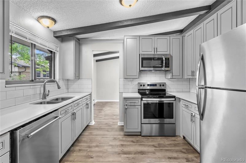 7280 Lamar Ct, Arvada, CO 80003