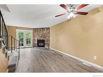 2220 S Jasper Way #B, Aurora, CO 80013