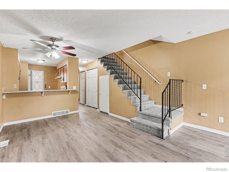 2220 Jasper Way #B, Aurora, CO 80013