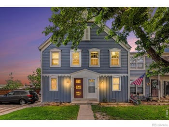 2220 S Jasper Way #B, Aurora, CO 80013