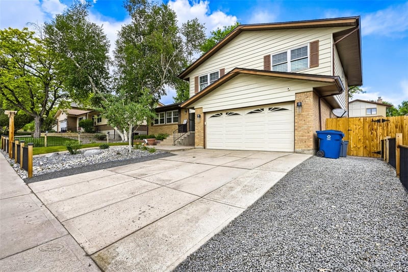 11839 Atlantic Ave, Lakewood, CO 80228