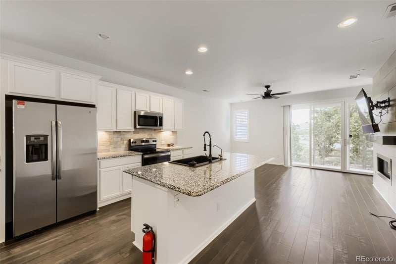9629 Albion Ln, Thornton, CO 80229