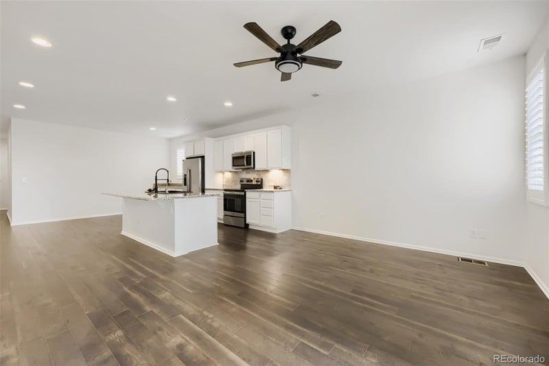 9629 Albion Ln, Thornton, CO 80229