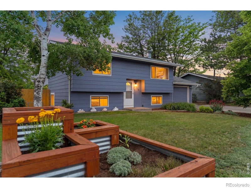 717 10th St, Windsor, CO 80550