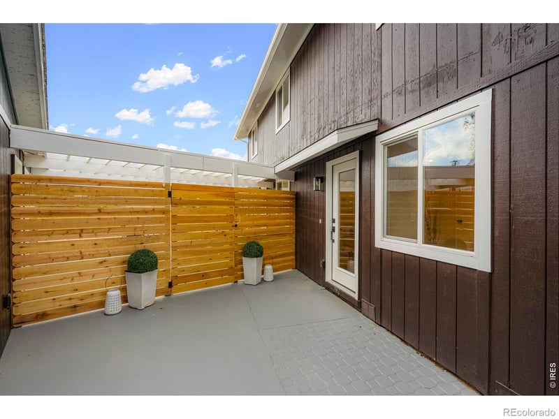 915 Quartz Ct, Longmont, CO 80504