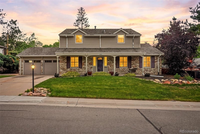 3692 Briarwood Ave, Centennial, CO 80122