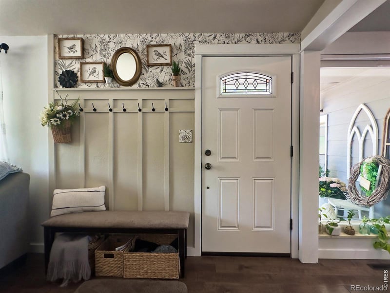 924 Kelly Dr, Loveland, CO 80537