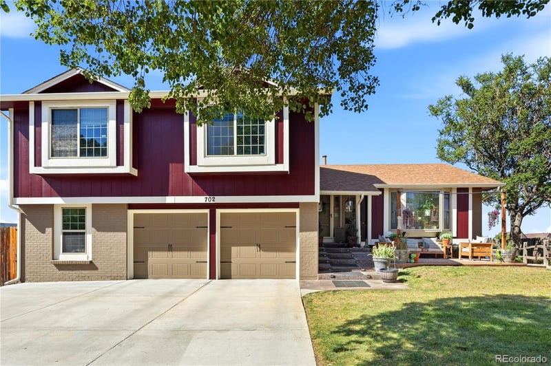 702 S Eagle St, Aurora, CO 80012