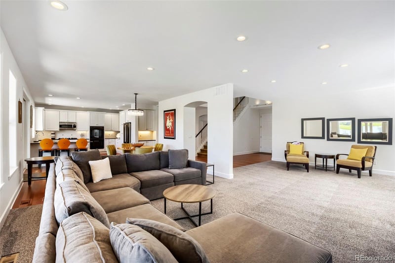 2500 Greensborough Dr, Highlands Ranch, CO 80129