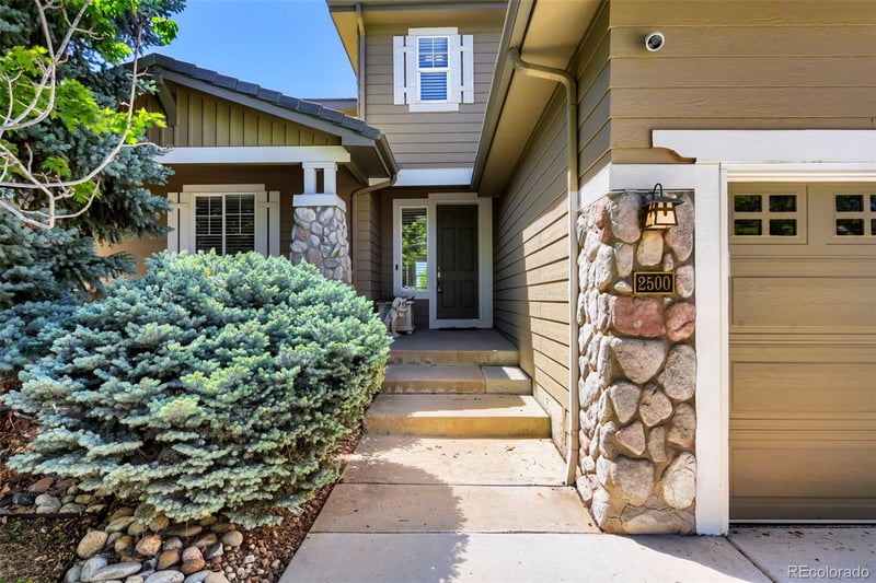 2500 Greensborough Dr, Highlands Ranch, CO 80129