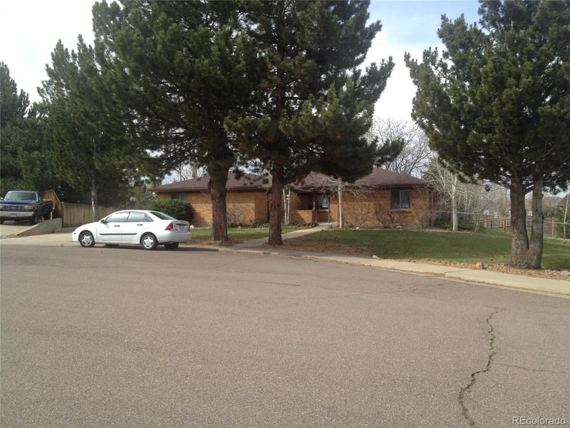 10989 Roseanna Dr, Northglenn, CO 80234