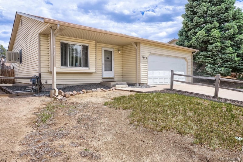 1346 Bahama St, Aurora, CO 80017