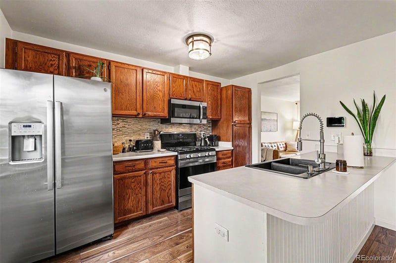 8221 93rd Way, Broomfield, CO 80021