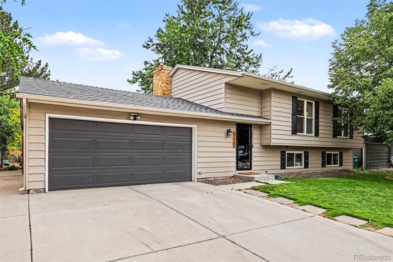8221 93rd Way, Broomfield, CO 80021