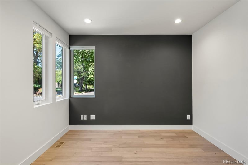 588 Adams St, Denver, CO 80206