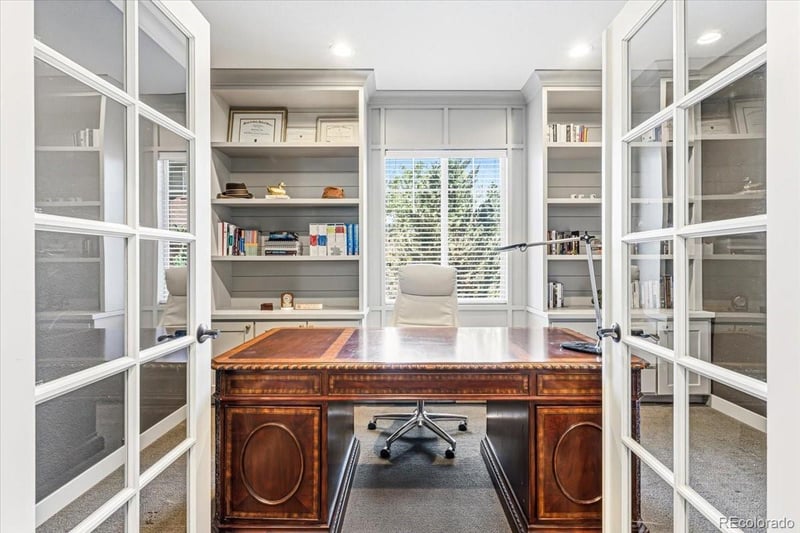 26512 E Calhoun Pl, Aurora, CO 80016