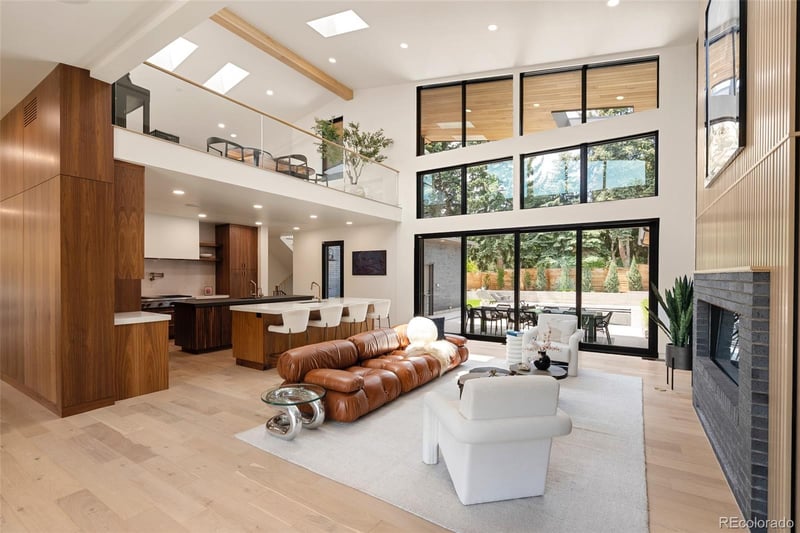 975 Monroe St, Denver, CO 80209