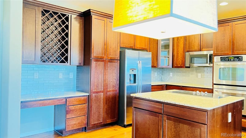 1669 De Gaulle Way, Aurora, CO 80018