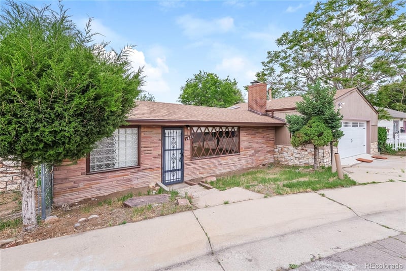 142 Xavier St, Denver, CO 80219