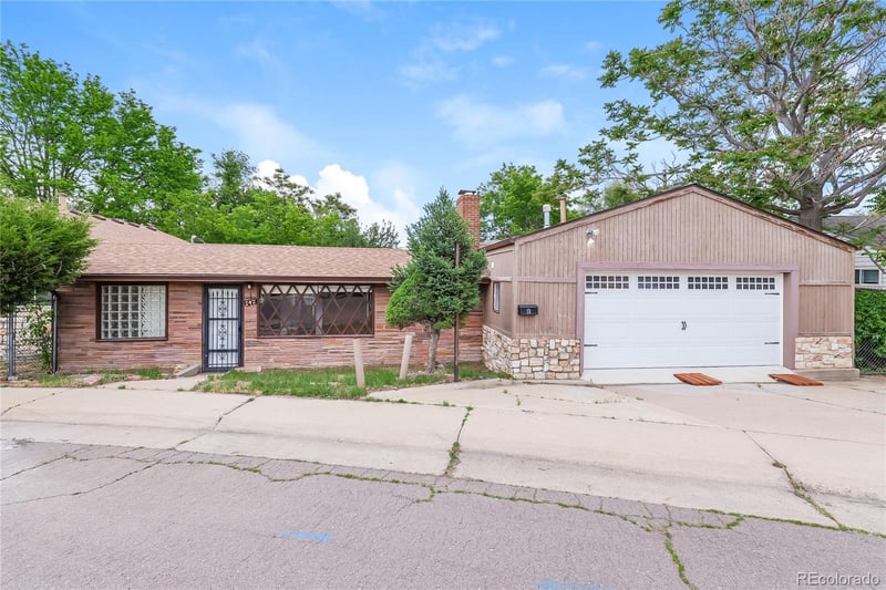 142 Xavier St, Denver, CO 80219