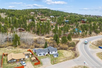 609 W 4th St, Nederland, CO 80466