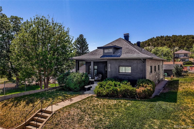 316 6th St, Trinidad, CO 81082
